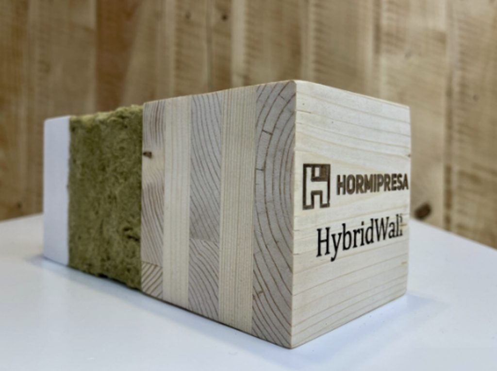 Bloque de madera estructural con aislamiento utilizado en casas de madera modernas prefabricadas